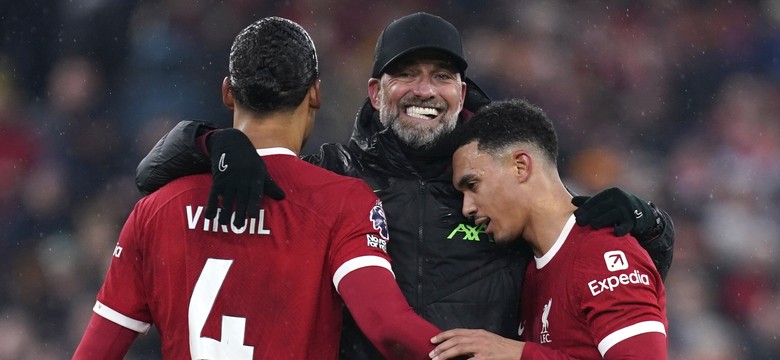 5 goli Liverpoolu, 4 Man Utd w Pucharze Anglii. Brutalna bójka kibiców w West Bromwich [WIDEO]