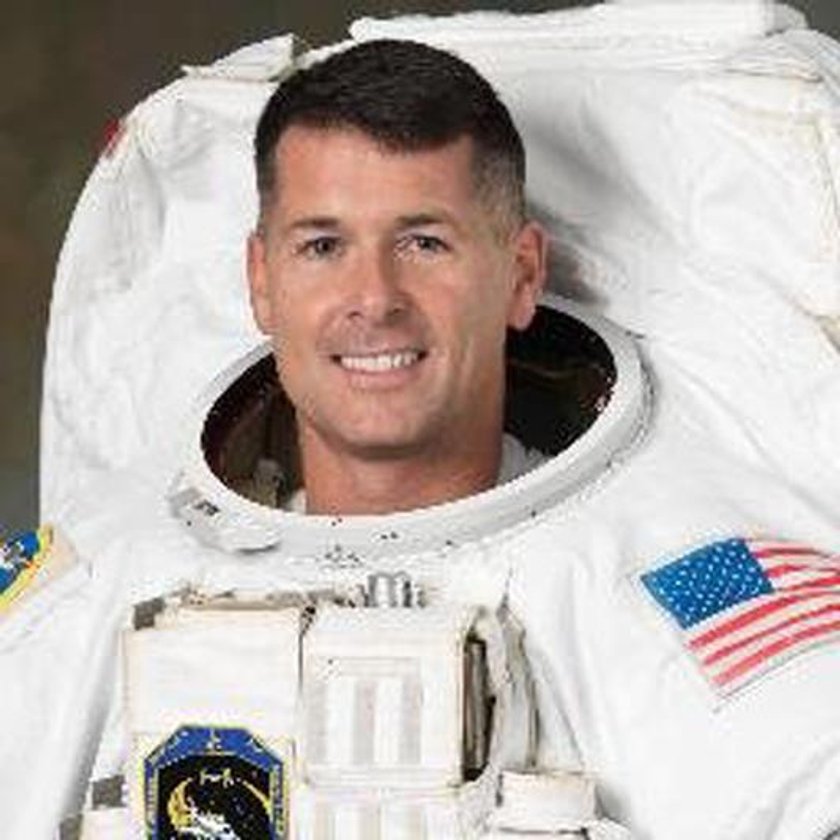 Shane Kimbrough, astronauta z NASA pozdrawia Warszawę