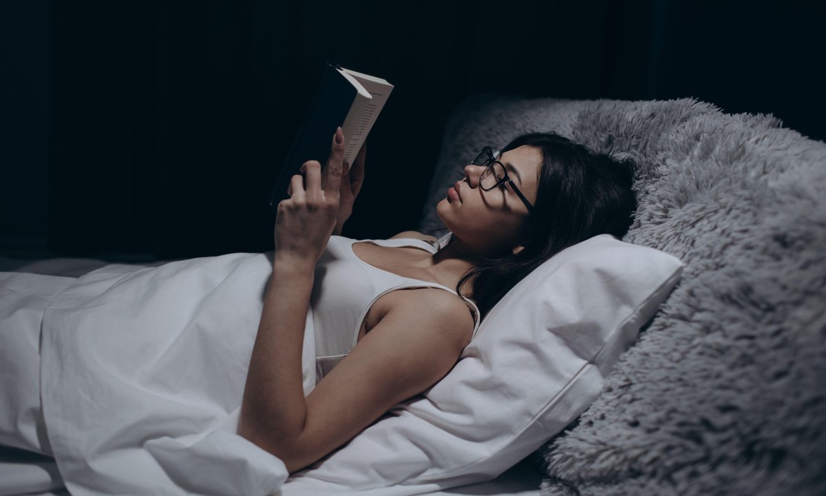 Nocne marki kontra ranne ptaszki. Kto lepiej wypada w testach IQ?