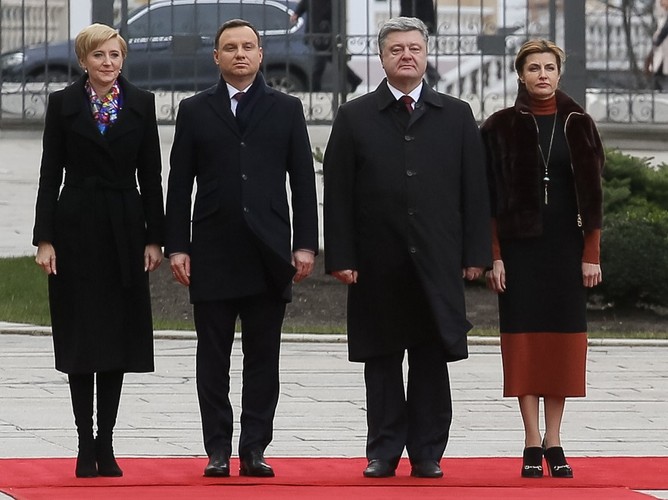 Agata Kornhauser-Duda i Andrzej Duda oraz Petro i Maryna Poroszenkowie
