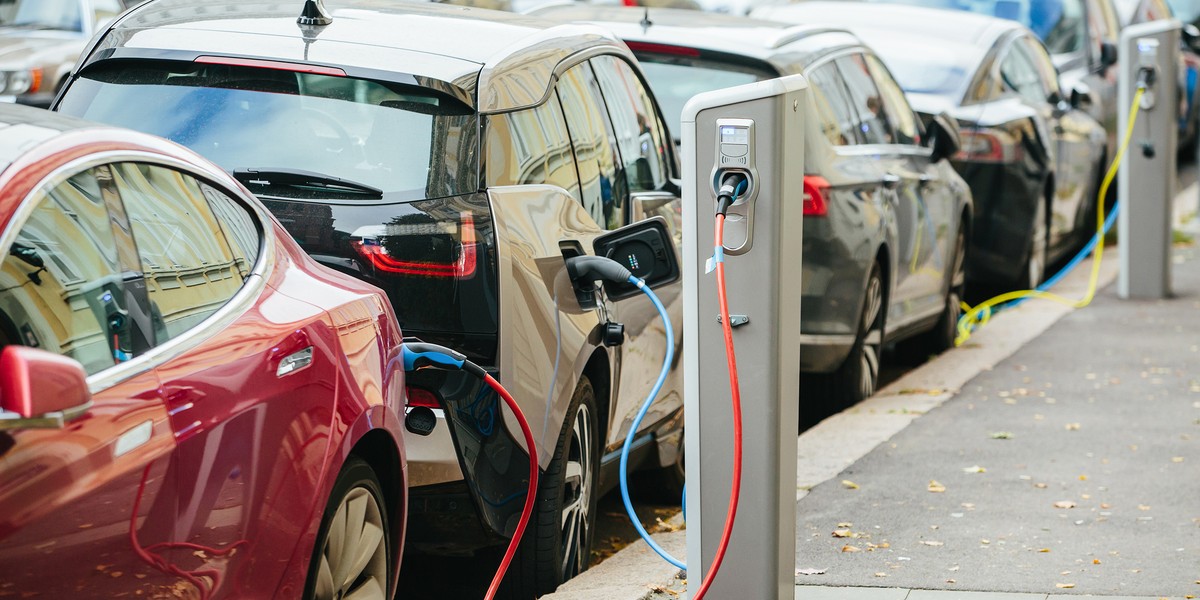 Samochody elektryczne zmieniają obraz rynku.