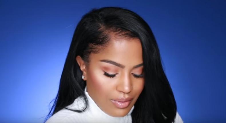 Blogger Make Up By Shayla  does seamless foundation application