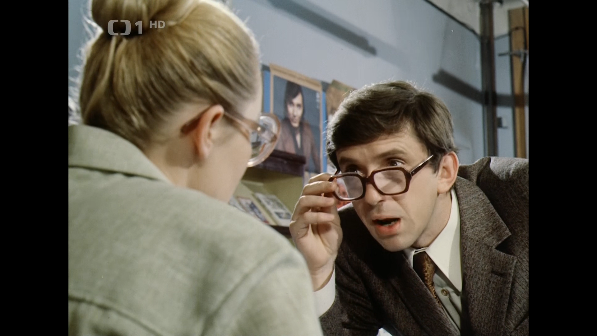 Jaromír Hanzlík vo filme Jak utopit Dr. Mráčka aneb Konec vodníků.