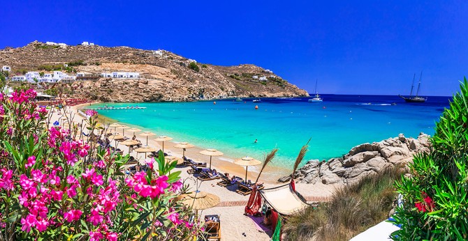 Rajska plaža na Mikonosu
