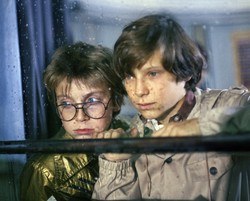 "Hator, hator, hator!", czyli serial "Siedem życzeń". Co robi dawny dziecięcy gwiazdor? [FOTO]