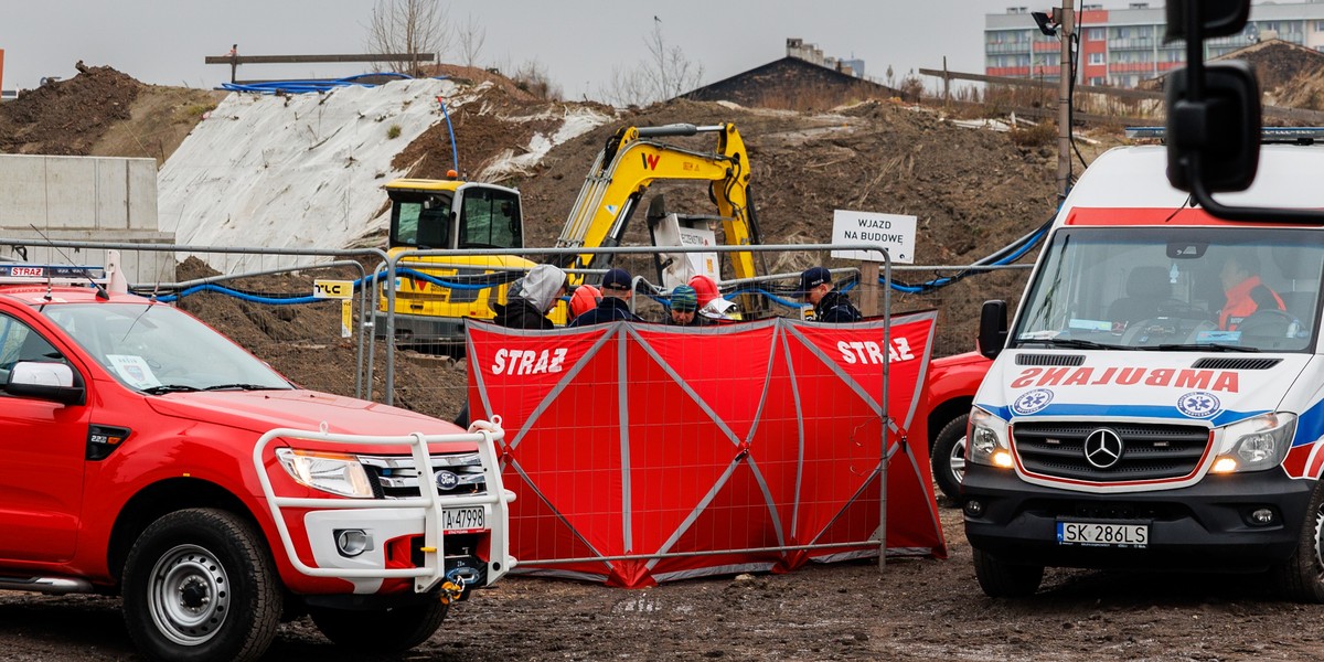 Operator dzwigu zmarl podczas pracy na budowie