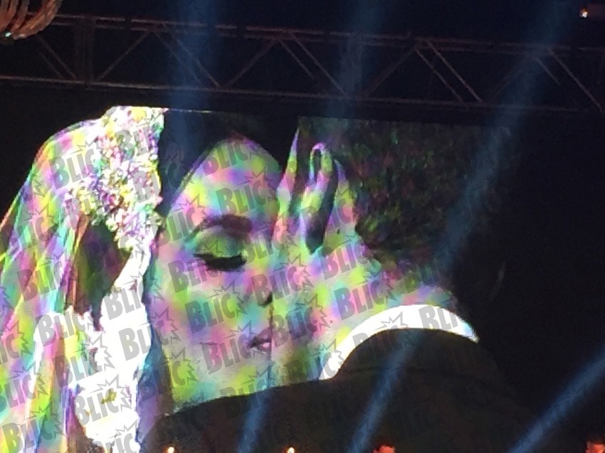 Prvi poljubac mladenaca