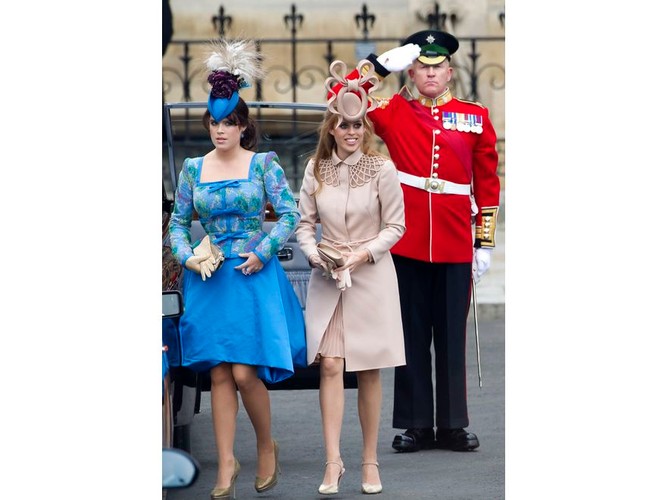 Księżna Beatrycze z Yorku i księżna Eugenia z Yorku. Obie arystokratki błysnęły fantazyjnymi kapeluszami
