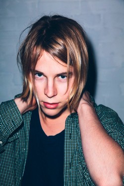 Tom Odell jednak zaśpiewa w Warszawie – jest nowy termin koncertu