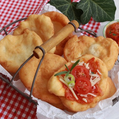 Mini lángos paradicsomszósszal