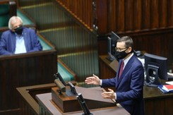 Morawiecki mówi o 'momencie zwrotnym w historii UE'. Padły słowa o jej rozpadzie