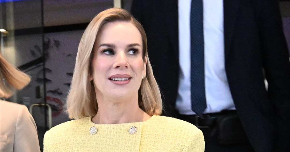 Marta Nawrocka poleci do Paryża z nietypową misją. Pojawi się w Notre Dame