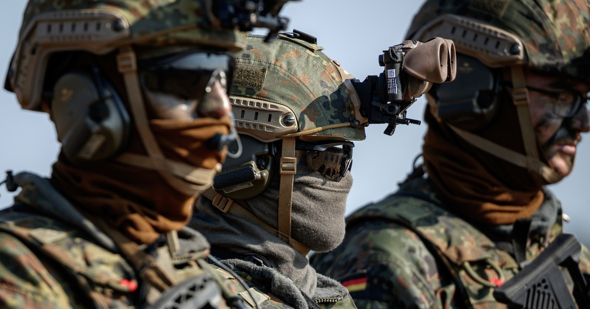 Niemcom marzy się wielka armia. Szaleją ze zbrojeniami aż miło