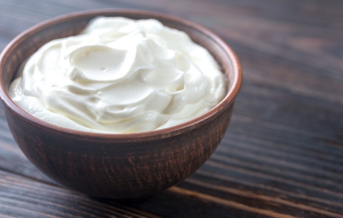 Grčki jogurt smanjuje masnoće u telu i bogat je proteinima 