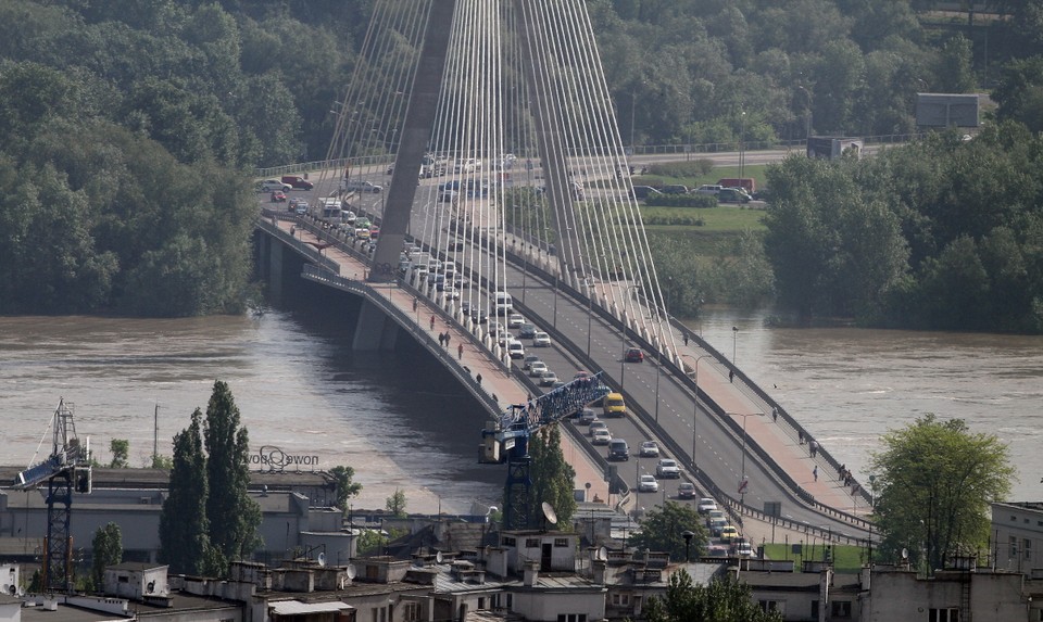 WARSZAWA FALA POWODZIOWA W STOLICY