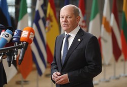 Scholz zapowiada wymianę sprzętu wojskowego z Grecją