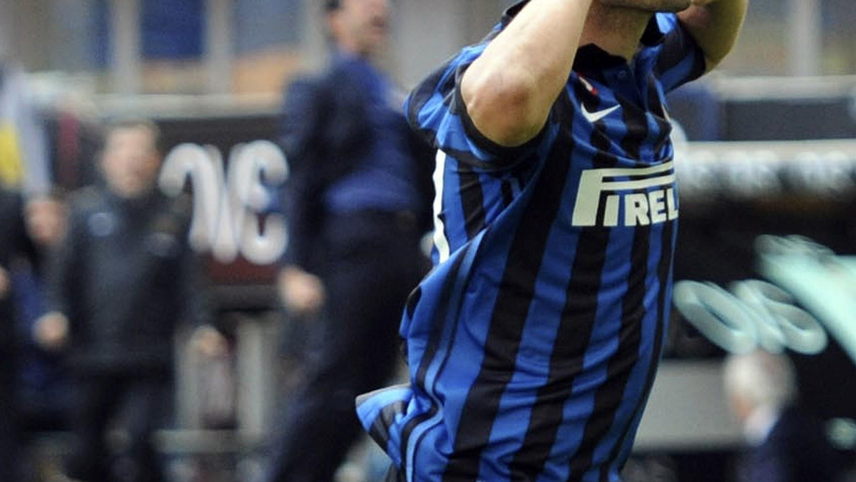 Mauro Zarate występuje w Interze Mediolan na zasadzie wypożyczenia z Lazio Rzym, ale klub z San Siro raczej nie zatrzyma go na dłużej. Kwota 16 milionów euro wydaje się zbyt wygórowaną sumą za piłkarza, który nie przebił się do składu.