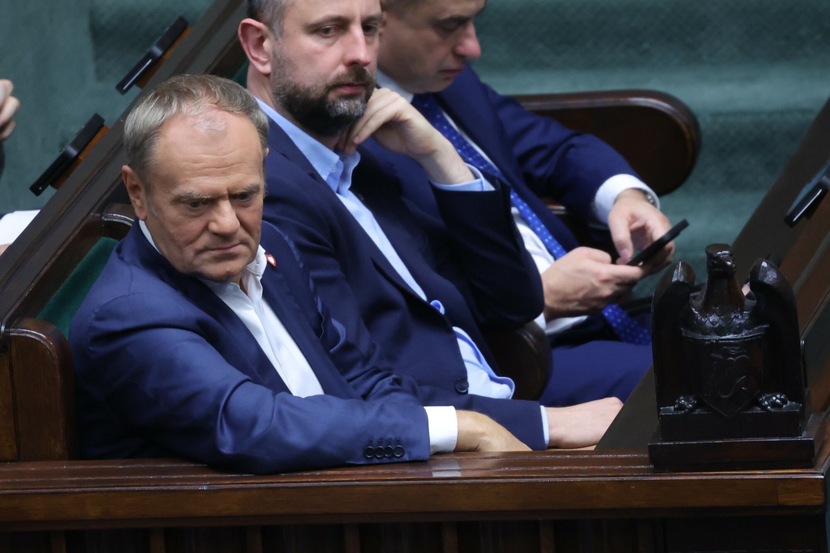 Zmiana Tuska na stanowisku premiera? Polacy mocno podzieleni w opiniach