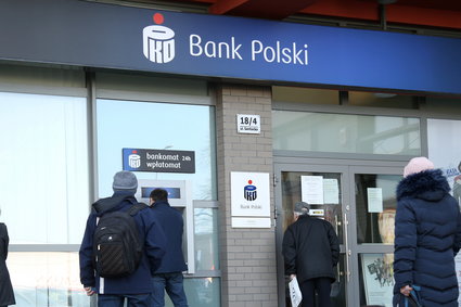 Państwowy bank zawarł pierwszą pilotażową ugodę z frankowiczami