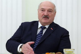 Łukaszenka lituje się nad "biedną Polską" i straszy bronią jądrową