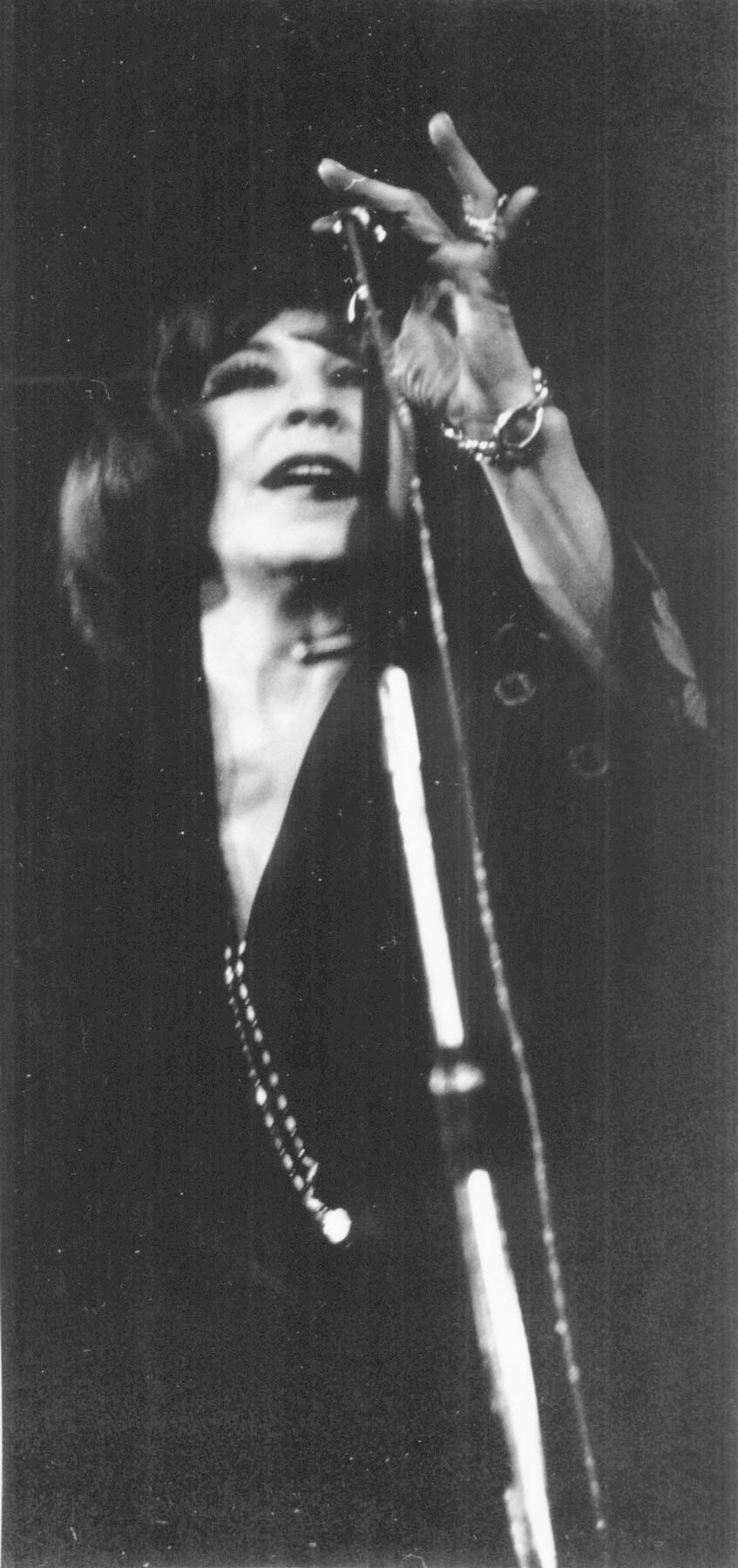 Speváčka Eva Olmerová.