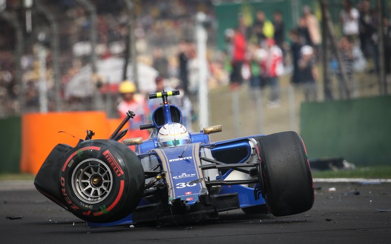 Antonio Giovinazzi roztrzaskał bolid. Na szczęście kierowca wyszedł z tego bez szwanku