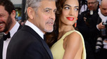 Zakochani Amal i George Clooney na czerwonym dywanie w Cannes