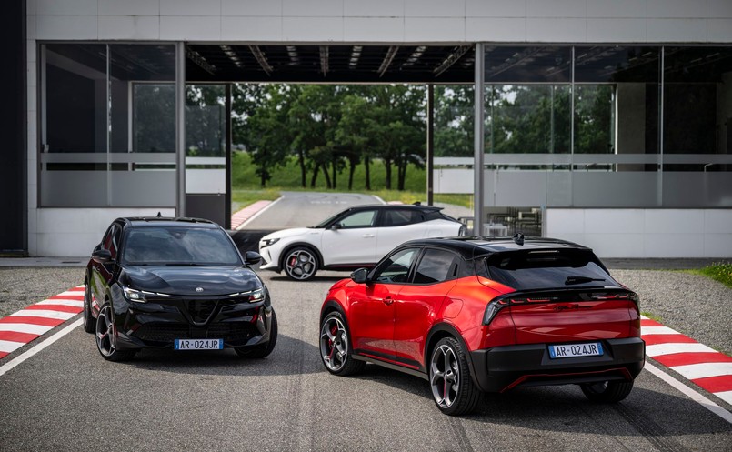 Nowa Alfa Romeo Junior Veloce