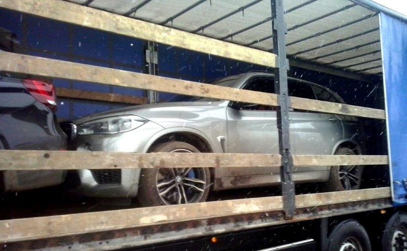 Kradzione BMW w litewskim tirze