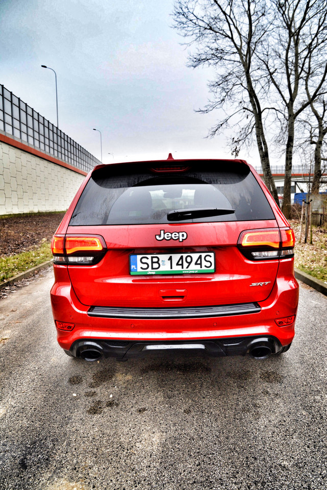 Jeep Grand Cherokee SRT