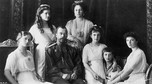 Mikołaj II z rodziną