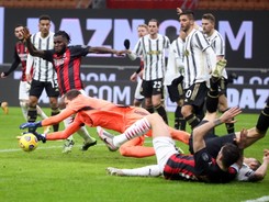 AC Milan pokonany po prawie 10 miesiącach. Juventus goni lidera