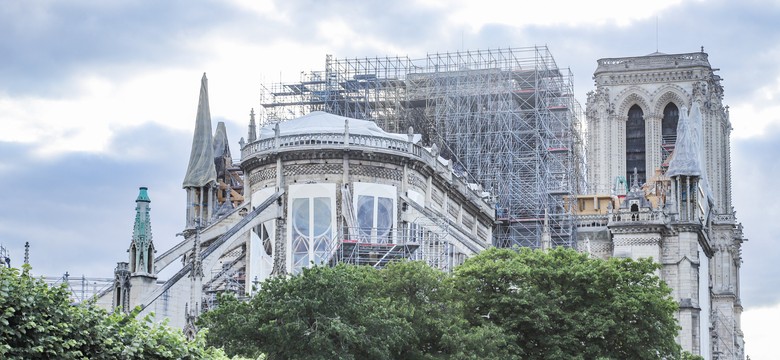 Prokuratura podała wyniki wstępnego śledztwa w sprawie pożaru Notre Dame