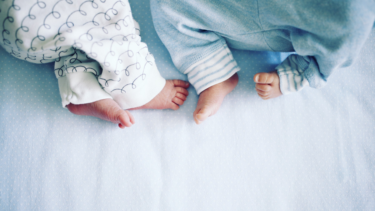 Chiny: nowo narodzone bliźniaki mają różnych ojców