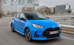 Toyota Yaris ostro tanieje. Już 140 tys. Polaków nie może spać. Cena?
