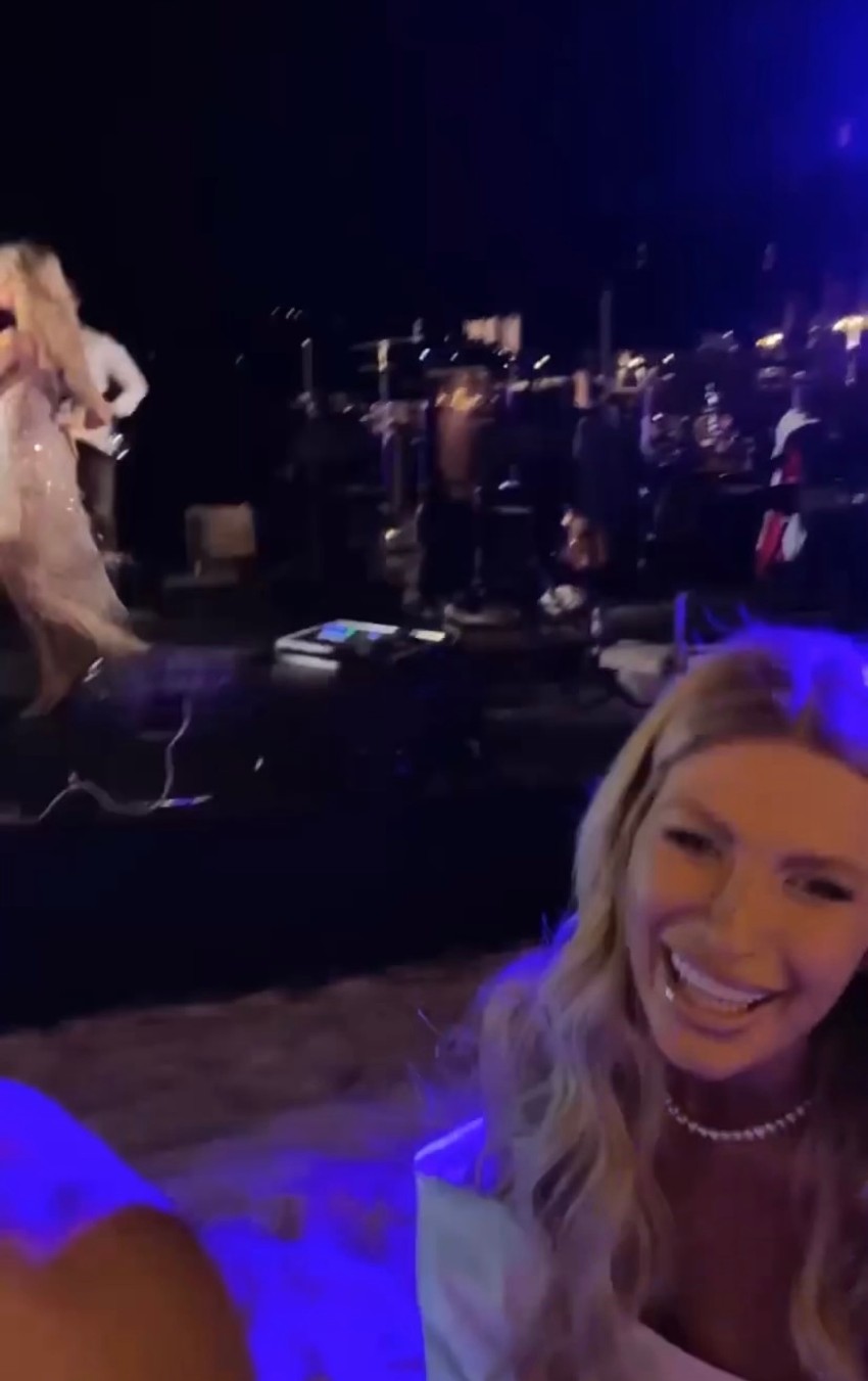 Saška i Milica na plaži