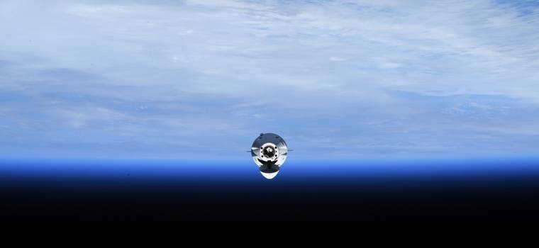 Dragon SpaceX zadokował do ISS. Dostarczył 2,2 t zaopatrzenia