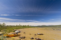 Majówka w dobie koronawirusa. Turyści mogą korzystać ze szlaków wodnych. Porty zamknięte