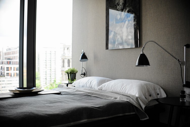 Dodatkowym ułatwieniem dla mieszkańców będzie system HMS (Home Management System) umożliwiający właścicielom sterowanie klimatyzacją, oświetleniem, ogrzewaniem, roletami, telewizją czy kamerami za pomocą zsynchronizowanych z budynkiem tabletów.