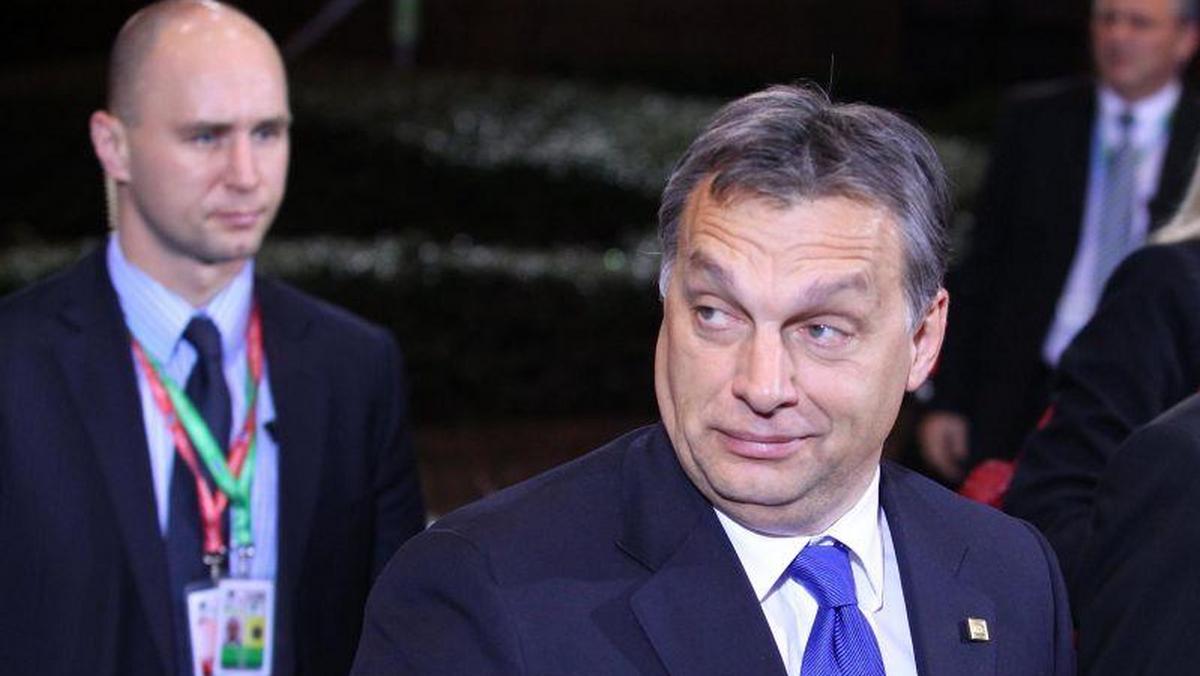 Viktor Orban dziwna mina