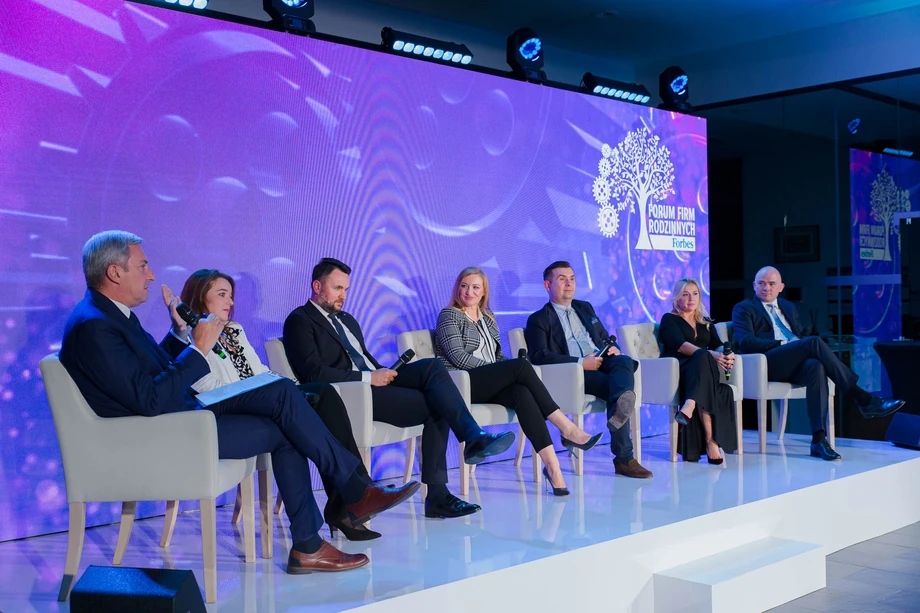 Panel dyskusyjny podczas spotkania w ramach Forum Firm Rodzinnych w Katowicach