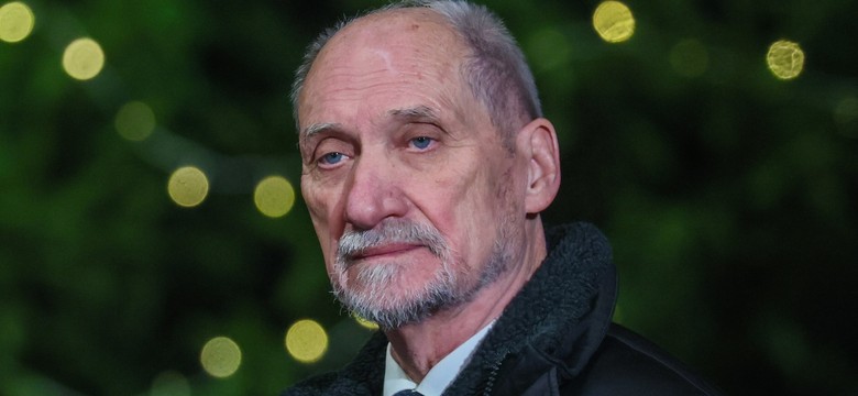 Antoni Macierewicz straszy. Chce referendum w sprawie "likwidacji państwa polskiego"