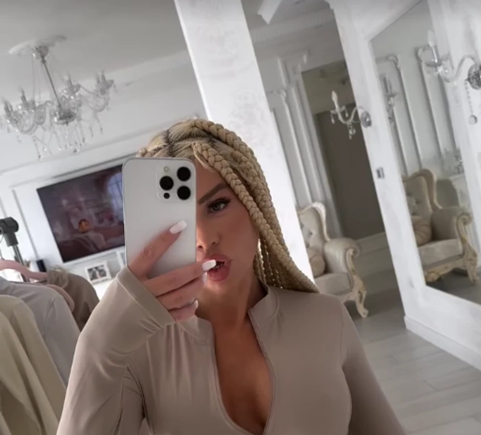 Stanija Dobrojević šokirala novim izdanjem tik pred ulazak u Elitu: Plava kosa i kikice