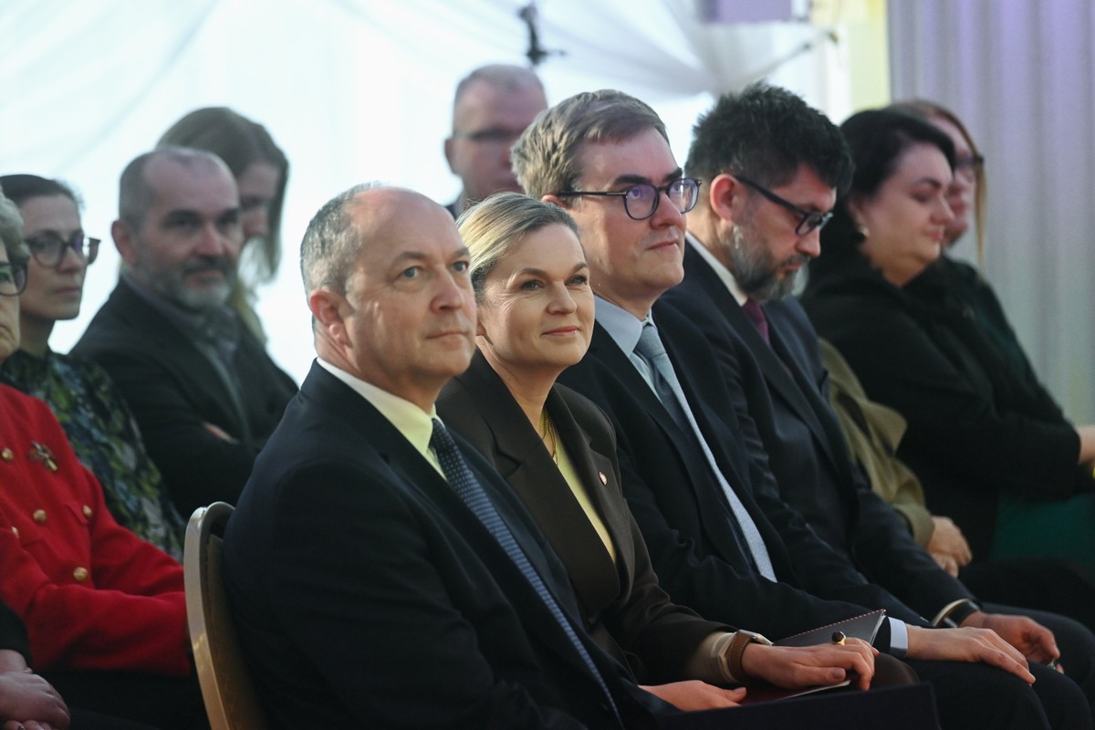 Barbara Nowacka, Henryk Kiepura