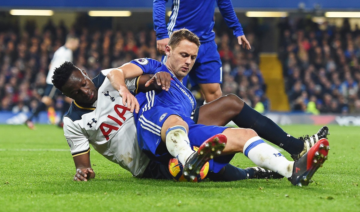 Liga angielska: Chelsea wygrała derby i szybko wróciła na prowadzenie