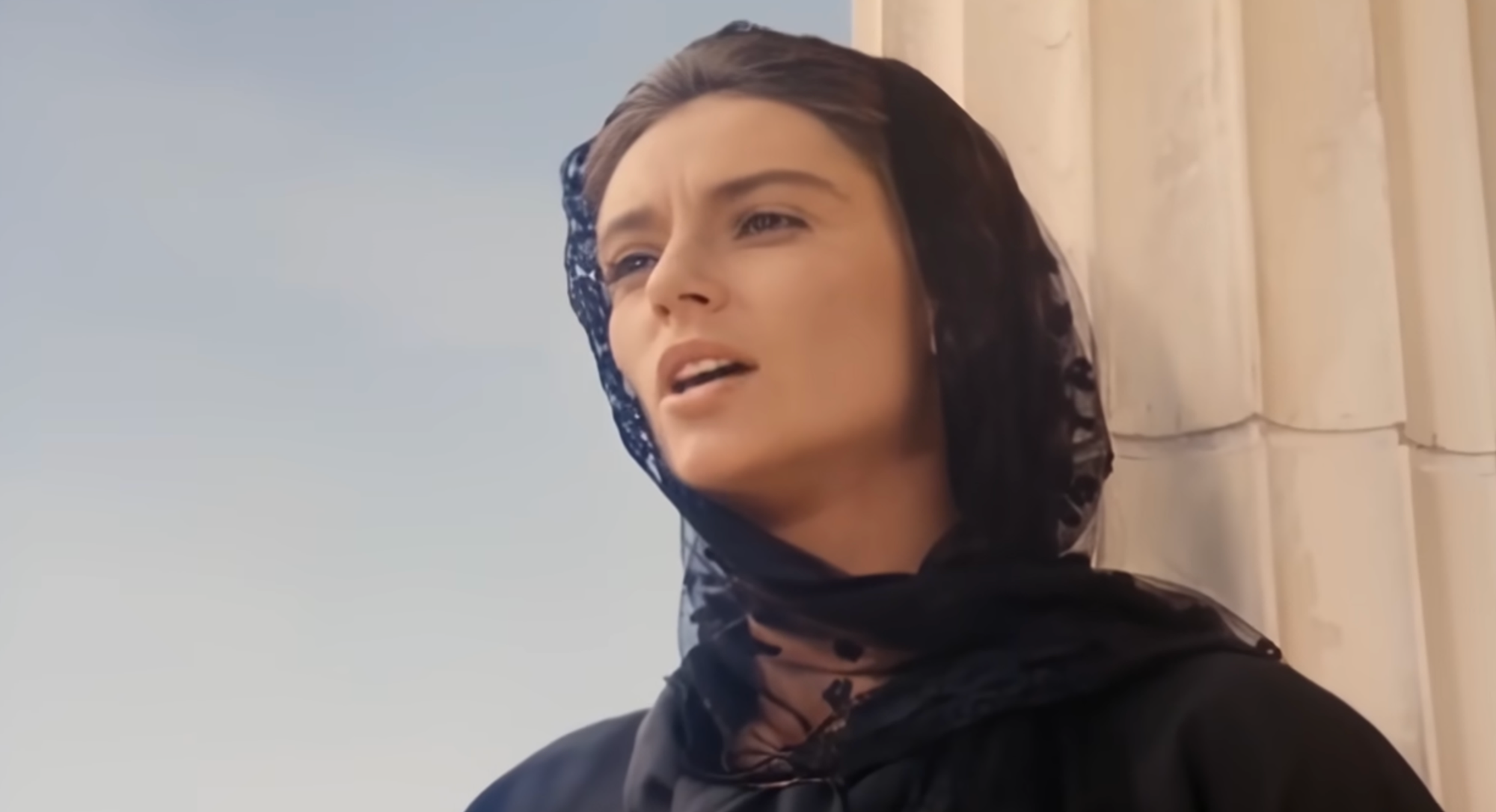 Herečka Rachel Ward v seriáli Vtáky v tŕní.