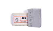 Lawa - naturalne mydło z pyłem wulkanicznym Mydlarnia CZTERY SZPAKI do codziennej pielęgnacji dostępne jest na Medonet Market.