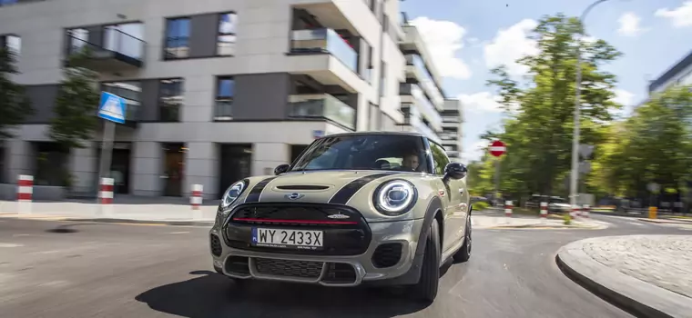 Mini John Cooper Works – wygląda jak jeździ | TEST