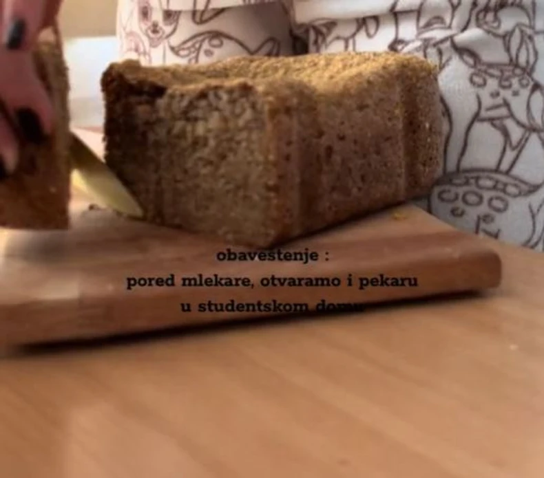 Mešenje hleba u studentskom domu