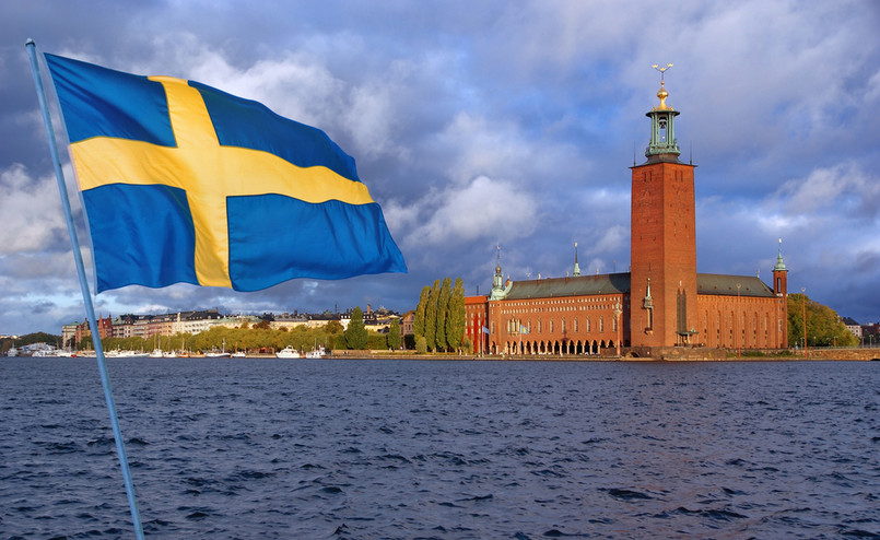 12 października pojawił się znak zapytania przy kandydaturze Sztokholmu. Umowa, zawarta przez sprawującą władzę w stolicy Szwecji koalicję partii centroprawicowych i zielonych, nie przewiduje obciążeń podatników na ten cel.
